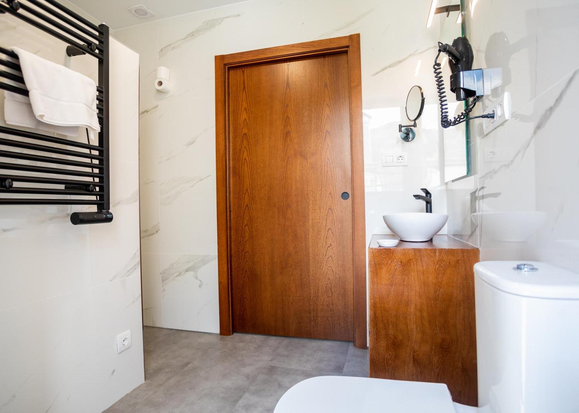 Complexo Xacobeo Hotel ตริอากาสเตลา ภายนอก รูปภาพ